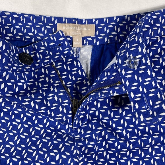 Banana Republic womens cobalt blue geometric cotton 3" inseam shorts - size 4 - Picture 4 of 10